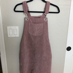 Hot Kiss overall dress!